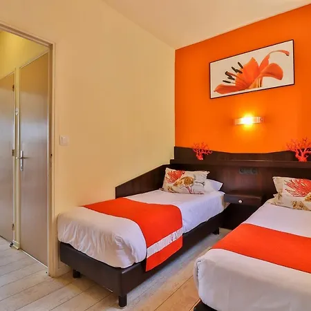 Golf Hotel 2*