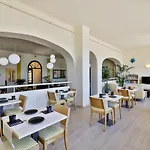 Golf Hotel