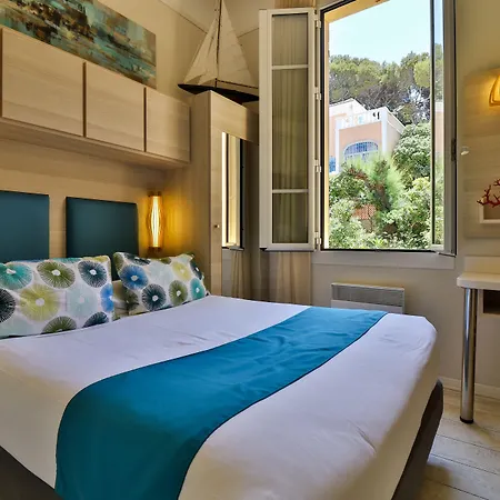 Golf Hotel